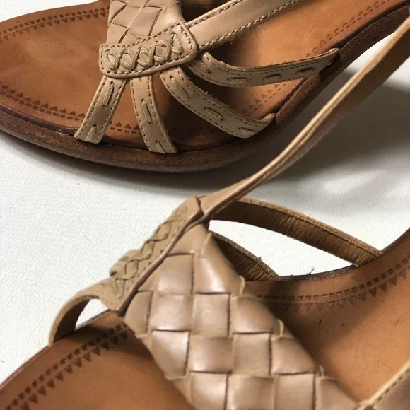 Elegant BOTTEGA VENETA Tan Woven Women's High-heel Sandals IT38 - Picture 6 of 6